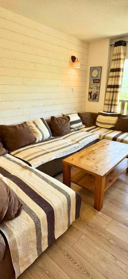 Apartment (Bedroom#1: 1 bunk bed, Bedroom#2: 1 double bed, Bedroom#3: 1 double bed) – Residence Necou - Grand Duplex Renove Pour 6 Personnes Mae-3904