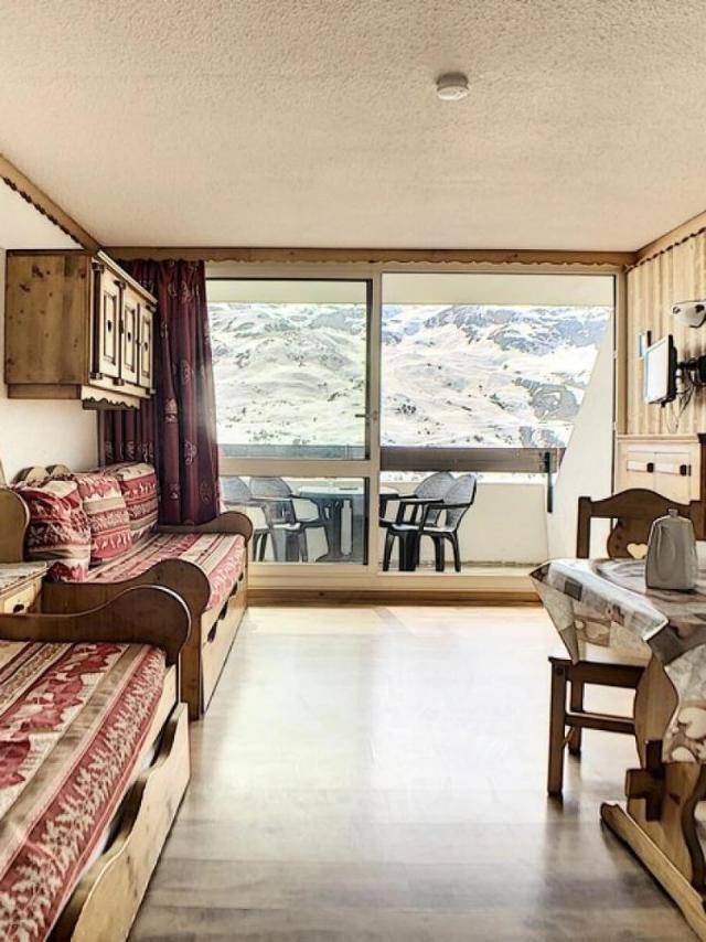 Residence Evons - Studio Lumineux · Depart Et Retour Ski Aux Pieds · Balcon Mae-1394