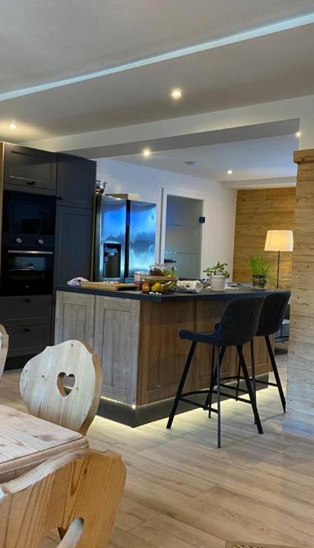 Alm Seasons Premium Chalet & Studios – billede 2