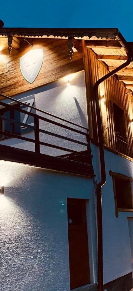 Alm Seasons Premium Chalet & Studios – billede 3