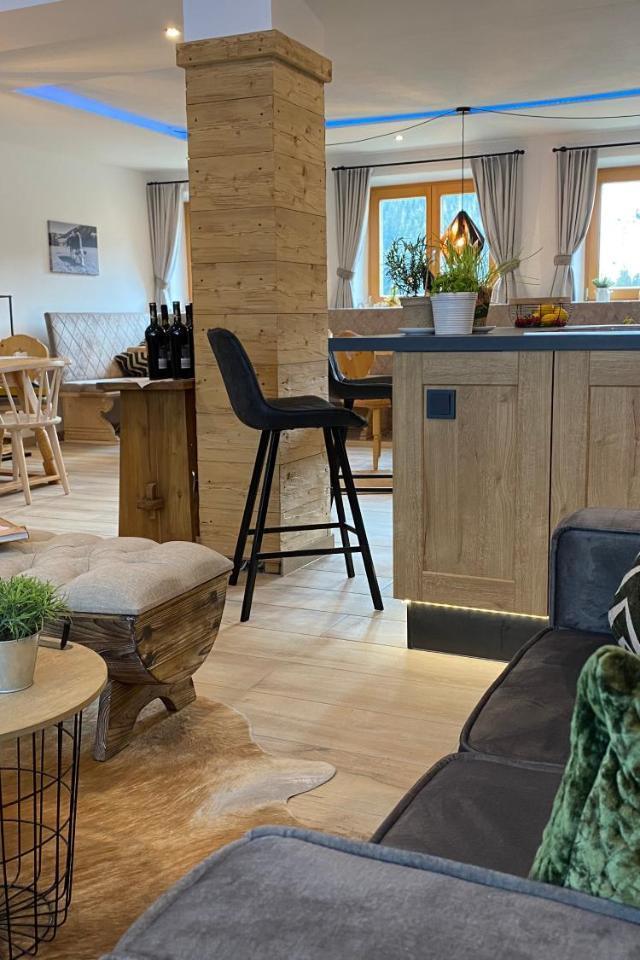 Alm Seasons Premium Chalet & Studios – billede 4