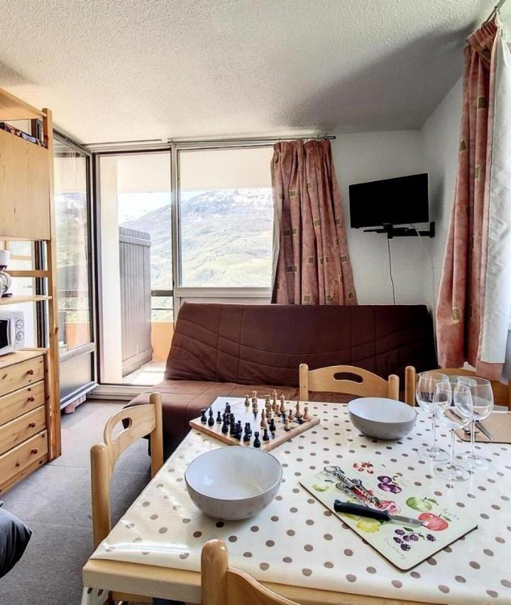Studio – Residence Median - Studio Confortable · Proche Des Pistes · Balcon Vue Sur Les Montagnes Mae-3244