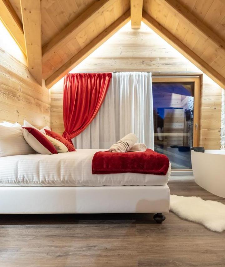 Chalet (1 large bed) - Free WiFi – Chalet Imbosc'che