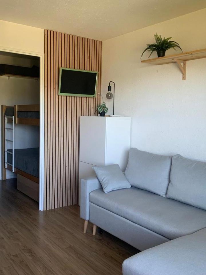 Studio (Bedroom#1: 1 single bed and 1 double bed) – Charmant Studio Pour 3 Pers. Avec Balcon, Au Pied Des Pistes, Reberty 2000 - Fr-1-452-385