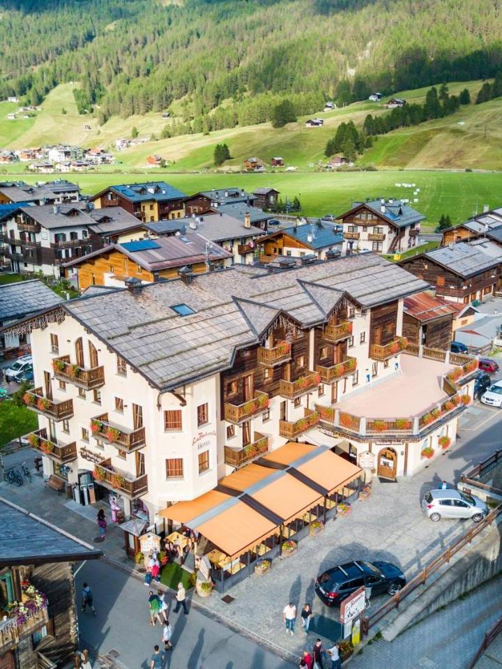 Standard Double or Twin Room (2 single beds) - Free WiFi – Hotel la Pastorella
