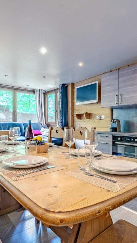 Spacious Ski-In Out Apartment with Mountain Views – Val Thorens