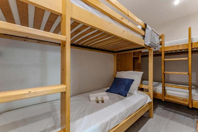 Spacious Ski-In Out Apartment with Mountain Views – billede 8
