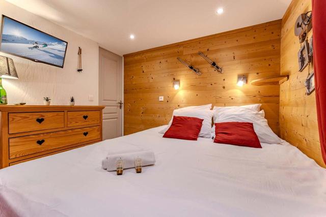 Spacious Ski-In Out Apartment with Mountain Views – billede 9