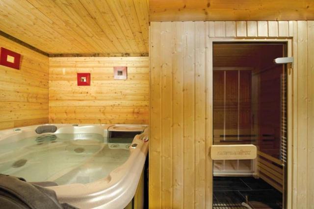 Chalet Alpe D'huez 1850-Sea And Mountain Pleasure Avec 2 Appartements- 1 Appartement 3 Chambres 8 Couchages - 3 Salles D'eau Et 1 Appartement 5 Chambres 12 Couchages 5 Salles D'eau - Jacuzzi Et Sauna -Pieds Des Pistes Et Centre – billede 7