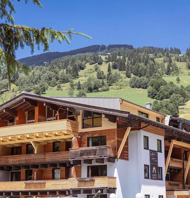 Saalbach Suite with Wellness Area