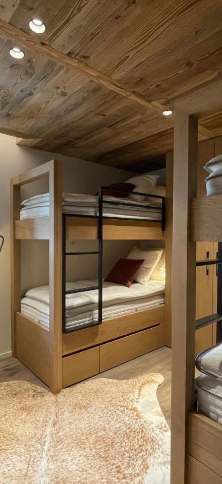 Homency - Chalet White Stone Neige Et Soleil – billede 3