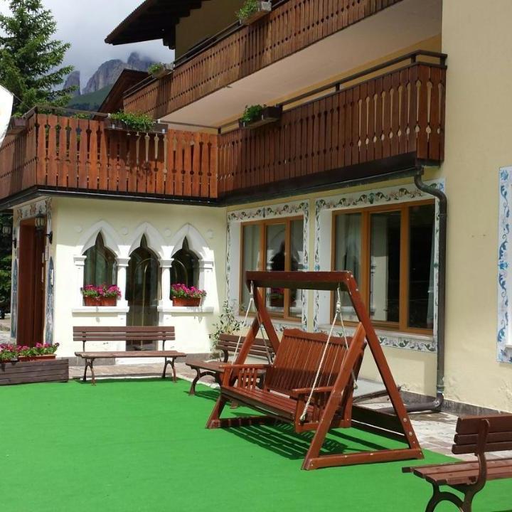 Quadruple Room (1 bunk bed and 1 large bed) - Free WiFi – Villa Emma