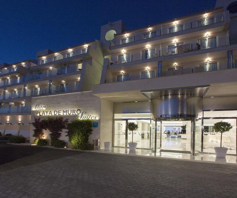 Mar Hotels Playa de Muro Suites