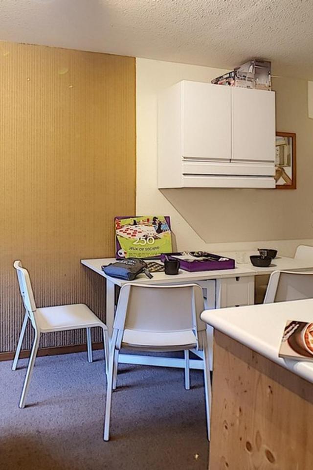 Studio Cabine Classique Aux Menuires, Proche Pistes - Fr-1-344-1228