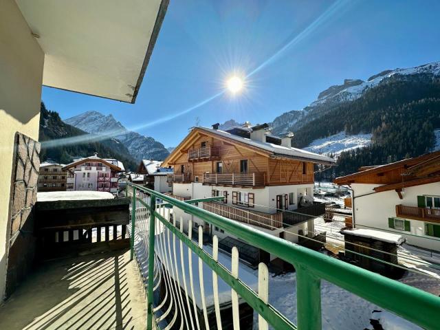 Central Apartment Canazei – billede 8