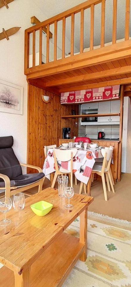 Appartement – Residence Evons - Appartement Duplex Agreable · Depart Et Retour Ski Aux Pieds · Balcon Mae-2284