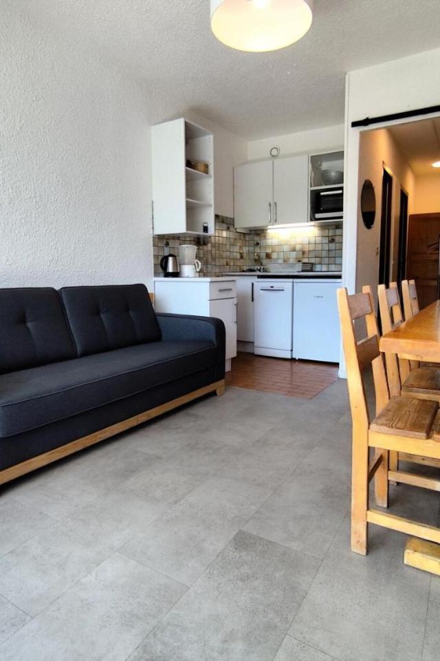 Residence Lac du Lou - Val Thorens Location: Appartement de 38 M2 Au 7eme Etage, Skis Aux Pieds, Balcon Expose Sud Mae-9021 – bild 2