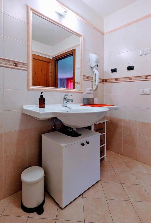 Lg Apartment Livigno - Modern Alpine Comfort – billede 7