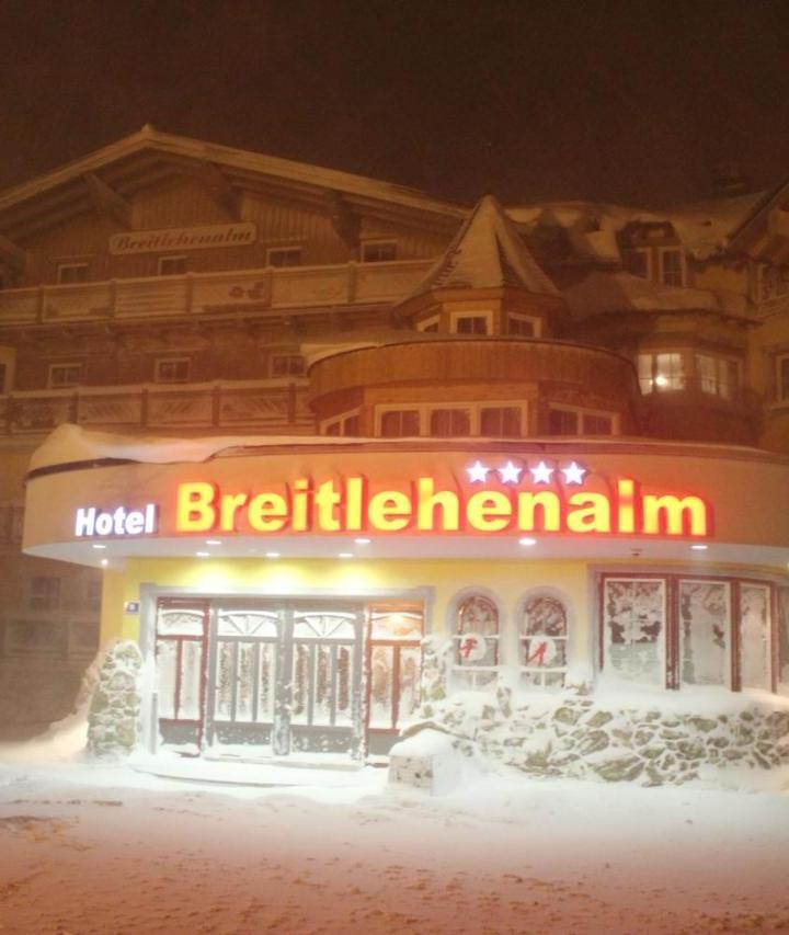 One-Bedroom Apartment (1 extra-large double bed and 1 sofa bed) - Free WiFi – Hotel Breitlehenalm