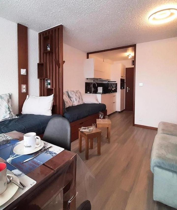 Studio – Residence Aravis - Joli Studio Renove · Pied Des Pistes · Balcon Sud Mae-0051