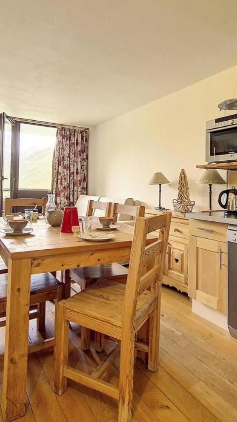 Residence Burons - Appartement · Balcon Sud Mae-9684 – Les Menuires
