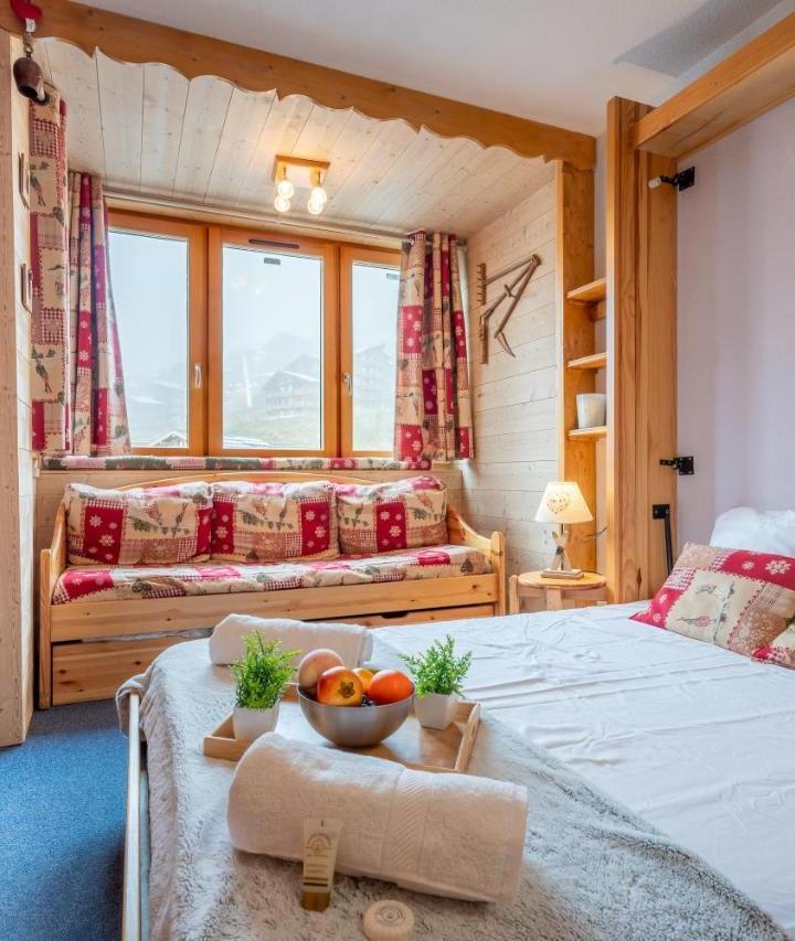 Apartment (1 double bed and 1 sofa bed, Bedroom#1: 1 bunk bed) - Free WiFi – Mountain Apt with Easy Slope Access