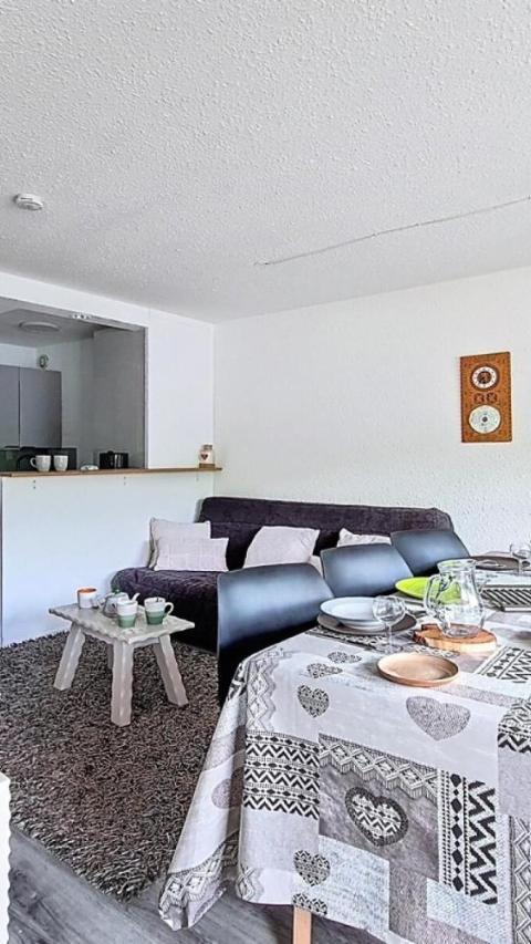 Residence Aravis - Appartement Confortable · Centre Station · Balcon Mae-2144 – Les Menuires