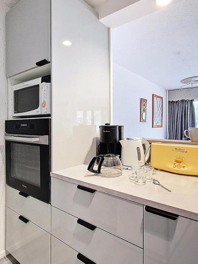 Residence Aravis - Appartement Confortable · Centre Station · Balcon Mae-2144 – billede 5