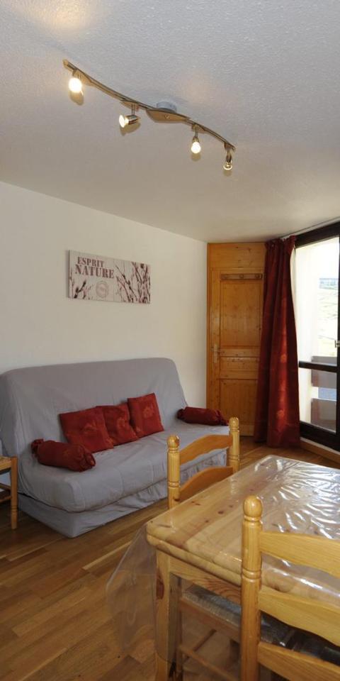Studio Confortable Avec Balcon, Depart Skis Aux Pieds - Fr-1-344-539 – Les Menuires