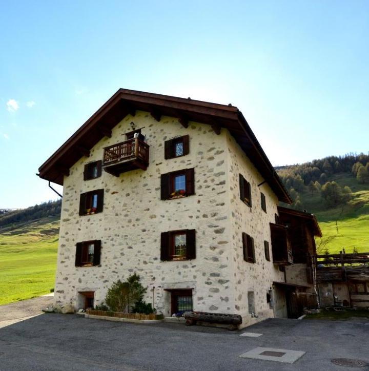 Apartment with Garden View (1 double bed) - Free WiFi – Mountain Chalet Milly