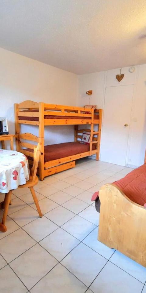 Residence Aravis - Ski Aux Pieds Studio 3 Personnes Au Coeur Des Menuires Mae-5834 – Les Menuires