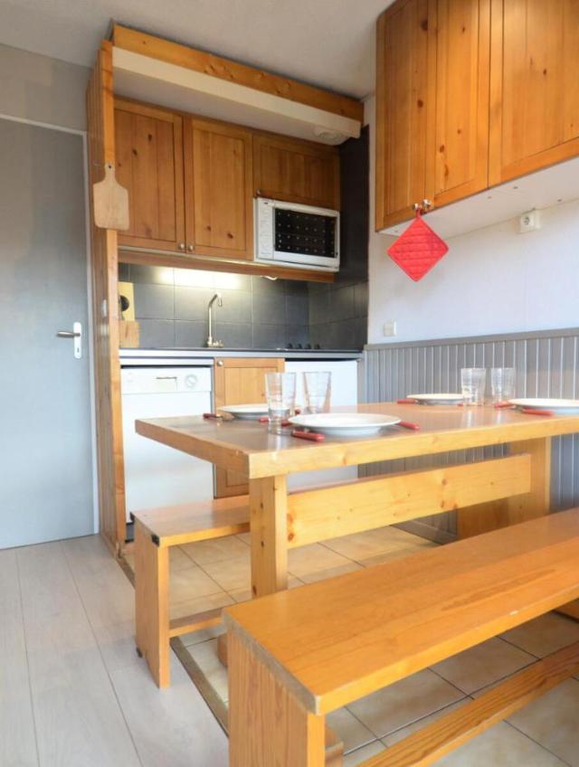 Residence Villaret - Grand Studio Coin Chambre Separe Cuisine Equipee Aux Menuires Pour 4 Personnes Mae-5274 – bild 3