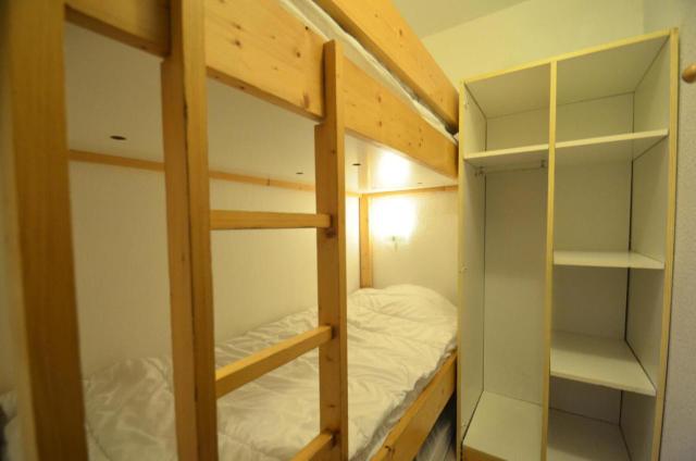 Residence Villaret - Grand Studio Coin Chambre Separe Cuisine Equipee Aux Menuires Pour 4 Personnes Mae-5274 – bild 9