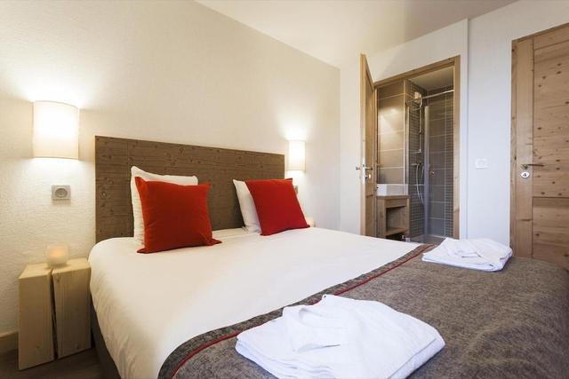 Apartment in France with Heated Pool & SPA – bild 10