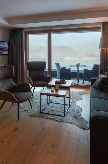 Luxurious Apartment on the Golf Course – billede 5
