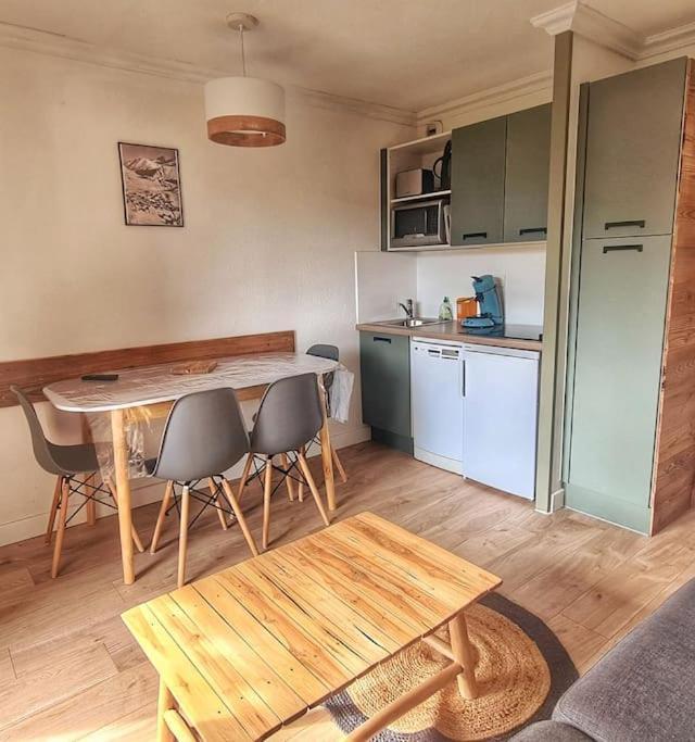 Les Bergers Au Pied Des Pistes & Piscine -Sauna & Balcon Sud – billede 3