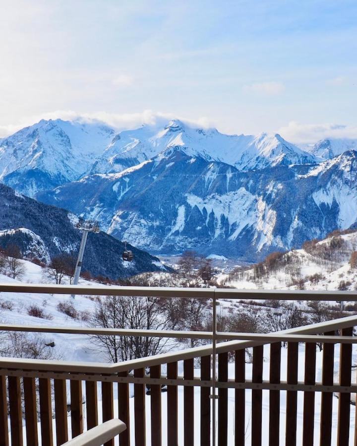 Three-Bedroom Apartment (1 double bed) - Free WiFi – Chez Marie Et Thibaut