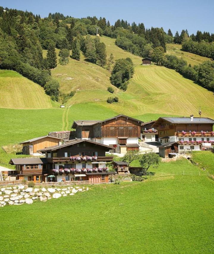 Apartment with Mountain View (1 extra-large double bed) - Free WiFi – Landhuis Bartolot
