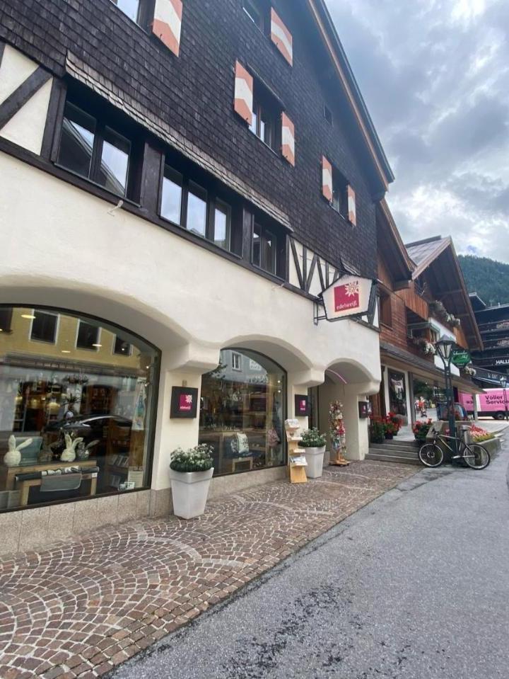 Two-Bedroom Apartment (1 double bed) - Free WiFi – Apartment 54