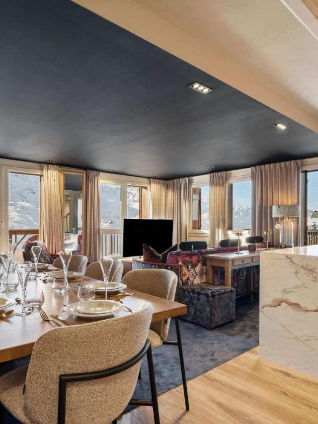 Luxurious Apartment with Ski-In And Out Access in Centre – bild 5