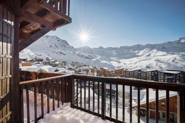 Luxurious Apartment with Ski-In And Out Access in Centre – billede 7