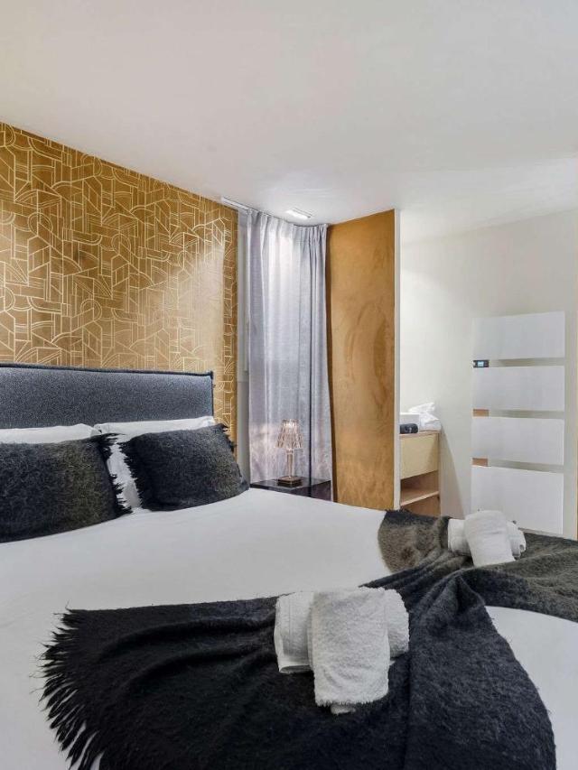 Luxurious Apartment with Ski-In And Out Access in Centre – bild 8