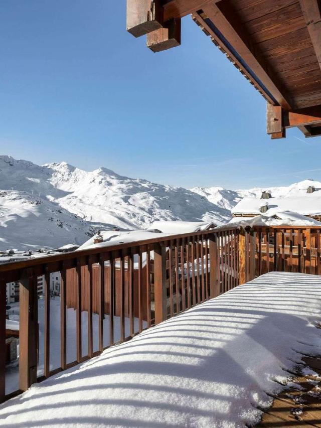 Luxurious Apartment with Ski-In And Out Access in Centre – bild 10