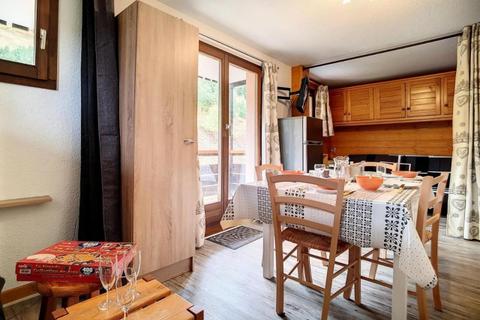 Residence Astragales - Appartement Confortable · Proche Des Pistes · Balcon · Casier a Skis Mae-1324 – Les Menuires