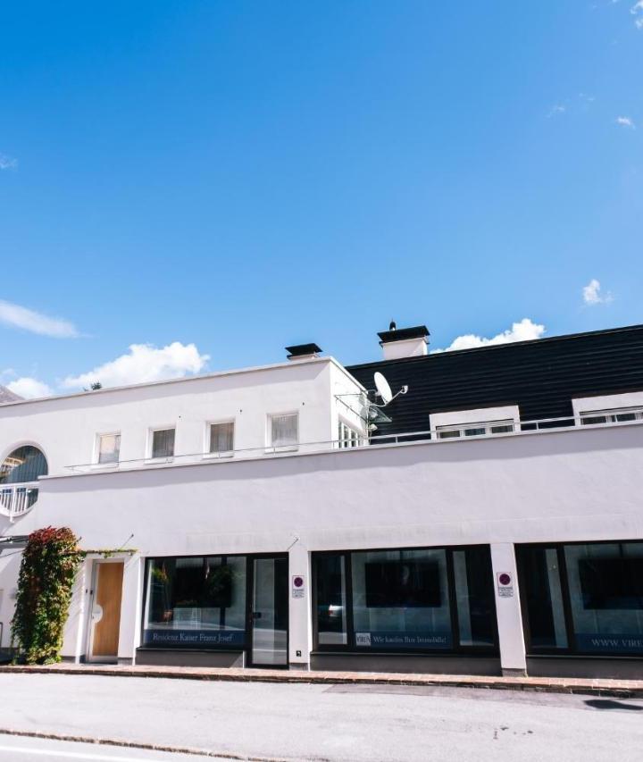 Superior Suite (1 sofa bed, Bedroom#1: 1 large bed, Bedroom#2: 1 large bed, Bedroom#3: 1 large bed) - Free WiFi – Residenz Kaiser Franz Josef