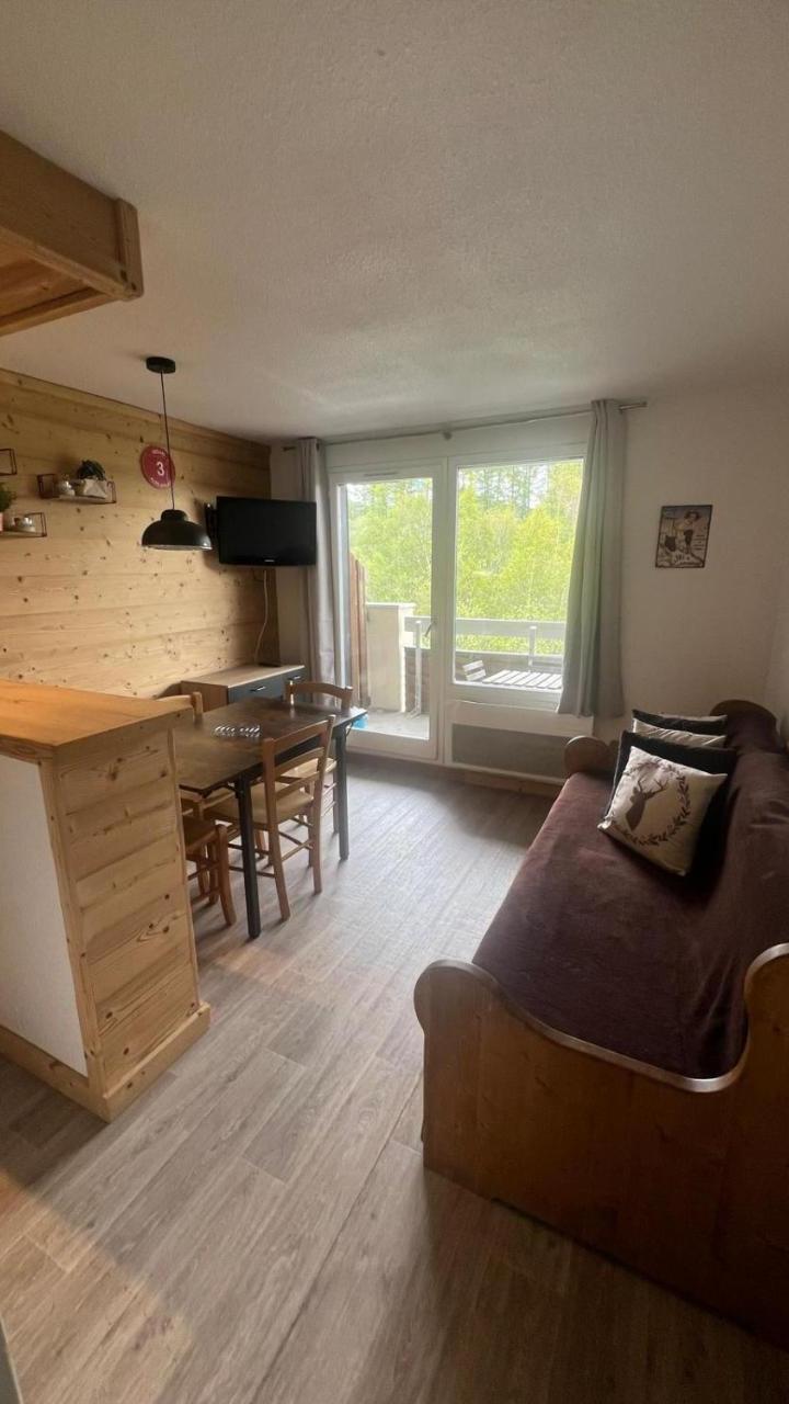 One-Bedroom Apartment (1 sofa bed) – Residence Ecrin D'huez-1ch-5pers-Les Bergers-Alpe D'huez