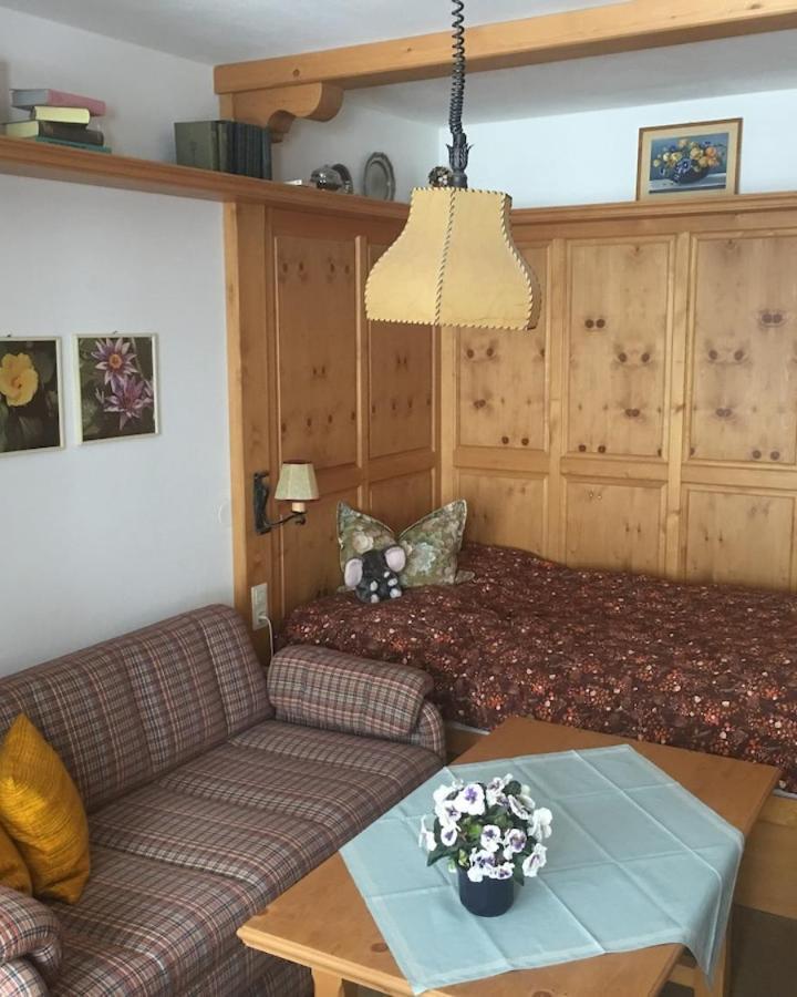 One-Bedroom Apartment (1 double bed) - Free WiFi – Wohnung Melchior Bei Sterngucker (Adults Only)