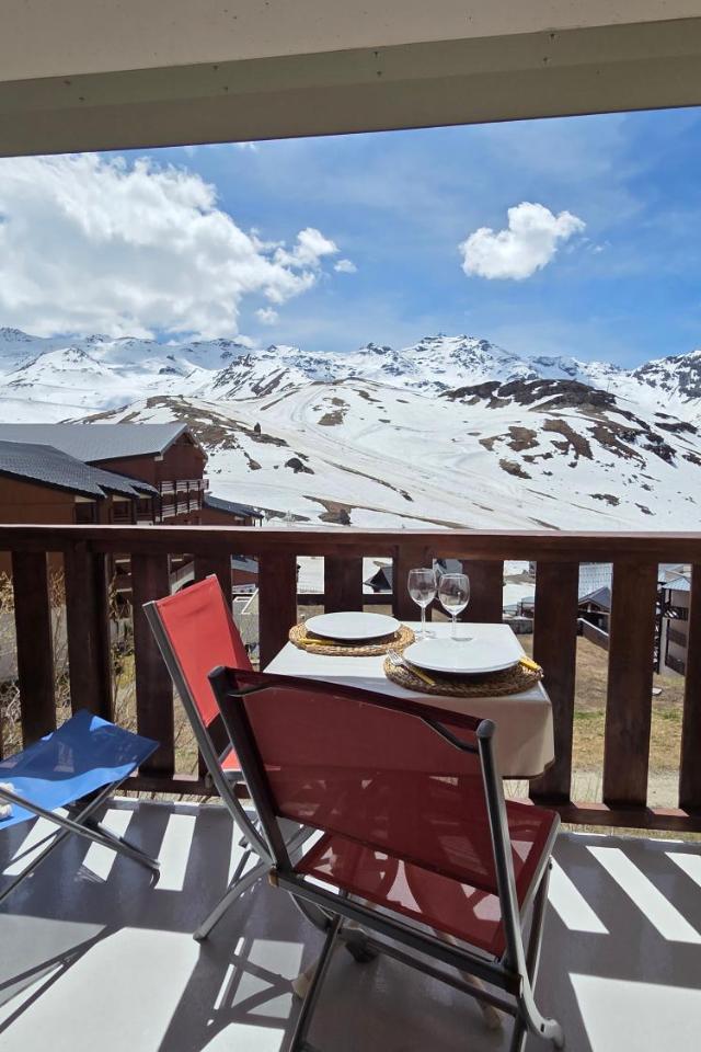 Val Thorens, Ski-In Ski-Out 1 Bedroom Apt for 4 with Fiber, South-Facing & Mountain Views – bild 5