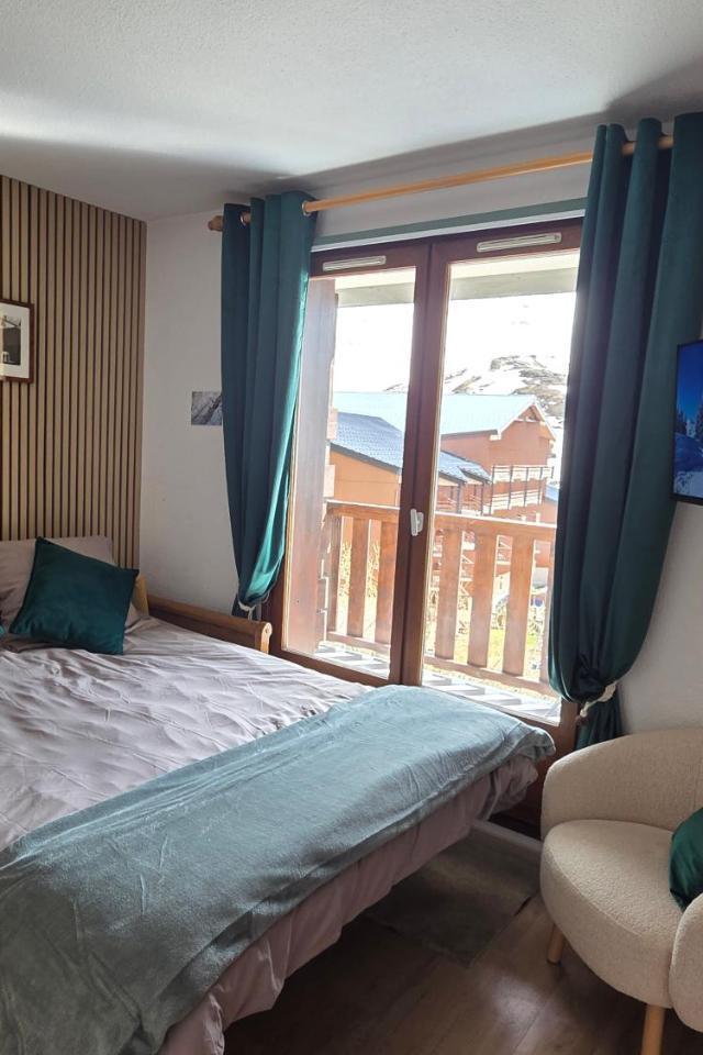 Val Thorens, Ski-In Ski-Out 1 Bedroom Apt for 4 with Fiber, South-Facing & Mountain Views – bild 8