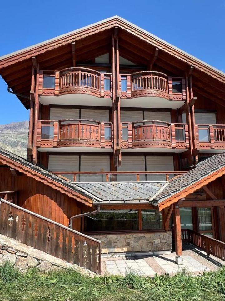 One-Bedroom Apartment (2 single beds and 2 double beds) - Free WiFi – Luxe Au Cœur de la Station